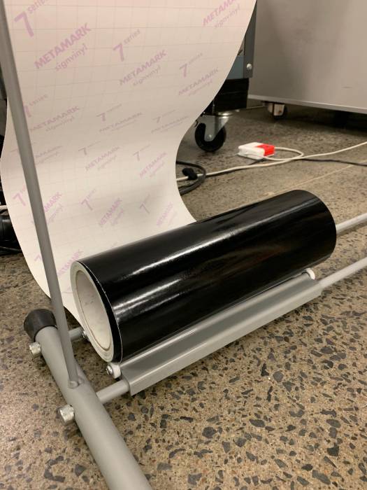 vinylcutterrollholder.jpg vinylcutterrollholder.jpg